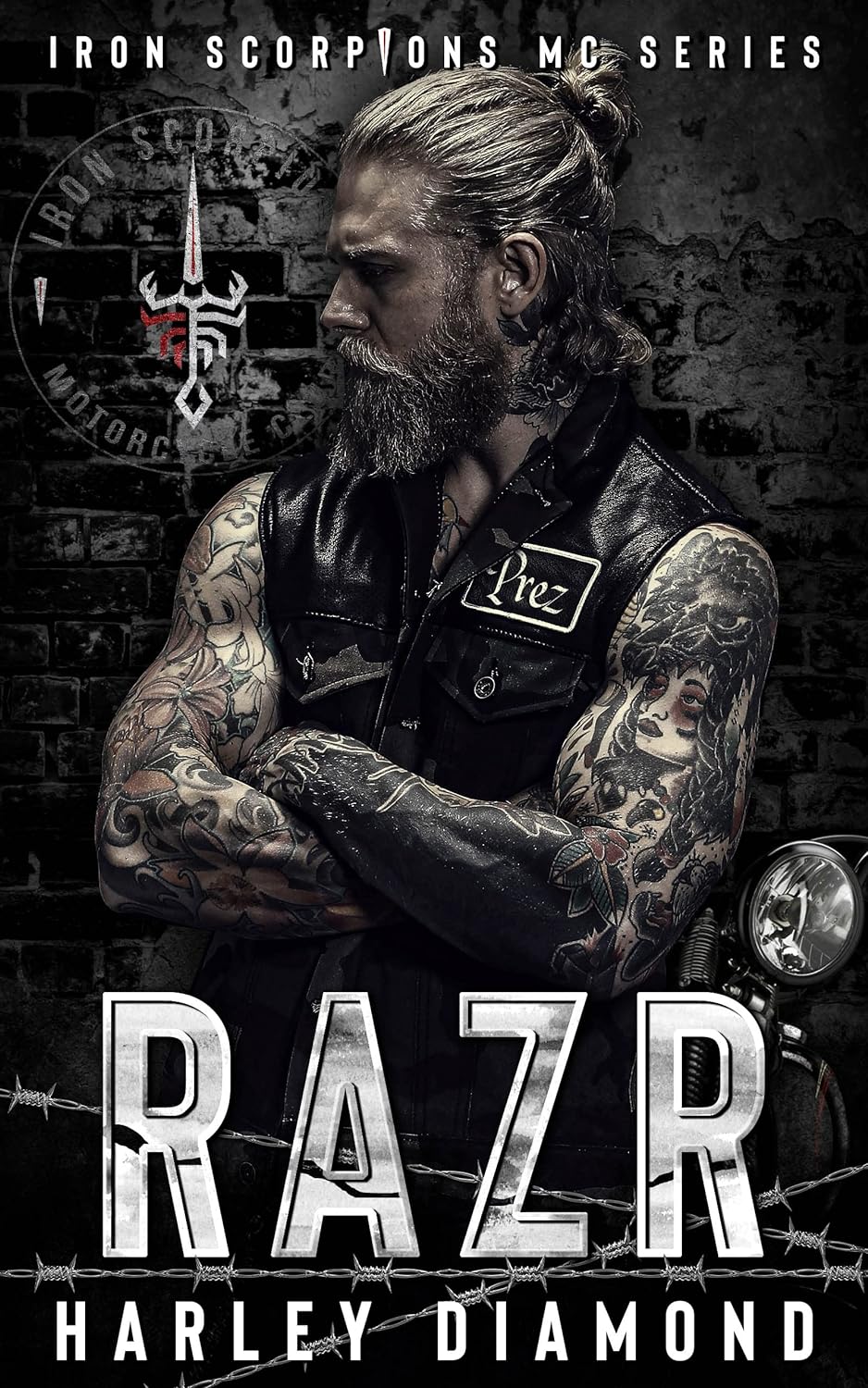 Razr: Iron Scorpions MC: A Dark MC Romance (The Outlaw Chess Series: An MC and Mafia Crossover Universe Book 3)